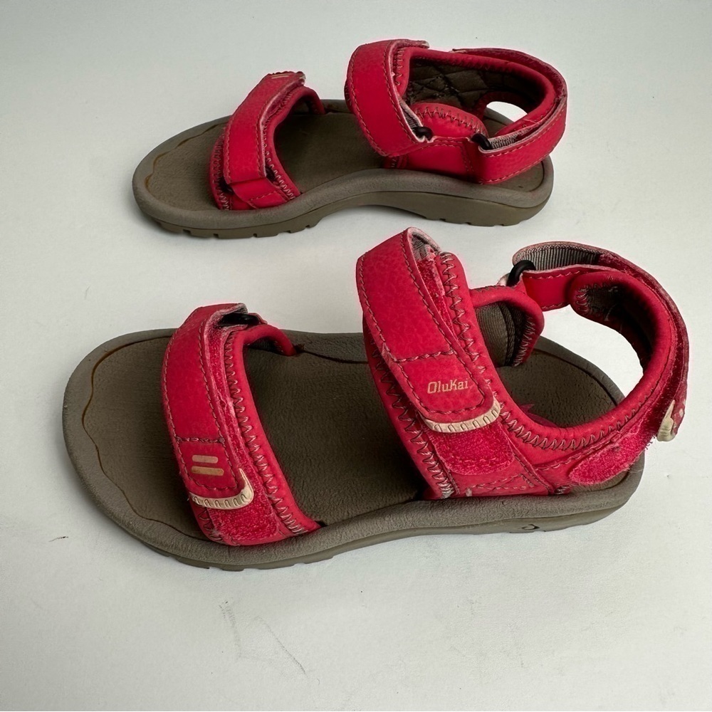 Olukai Sandals Girl's Size 11/12 Pahu Fuchsia Graphite Walking Adjustable - Picture 4 of 9
